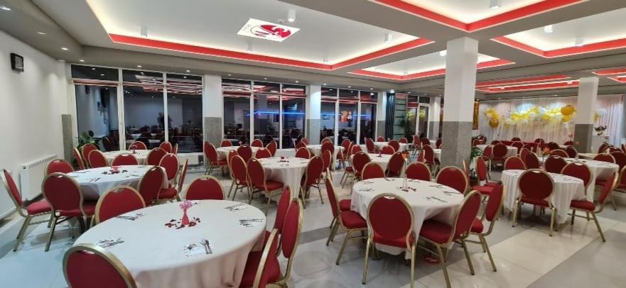 Kompleksi Cfn Albania Bucimas Екстер'єр фото